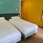Hotel Kyriad Direct Nancy Sud -vandoeuvre - Rénové 3*