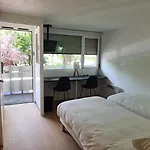 Kyriad Direct Nancy Sud -vandoeuvre - Rénové Hotel 3*
