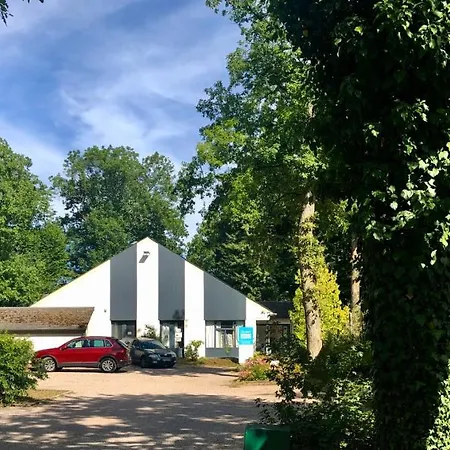 Kyriad Direct Nancy Sud -vandoeuvre - Rénové 3*