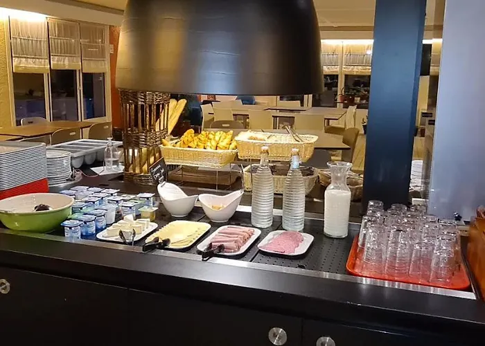 Kyriad Direct Nancy Sud -vandoeuvre - Renove 3*